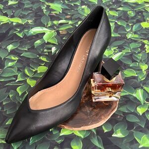 Gibson Latimer black, leather pumps